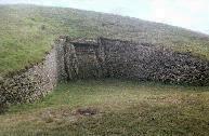 Belas Knapp long barrow, Gloucestershire (Photo: March 1988)