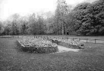 Parc Cwm chambered long cairn, Gower (Photo: May 1991)